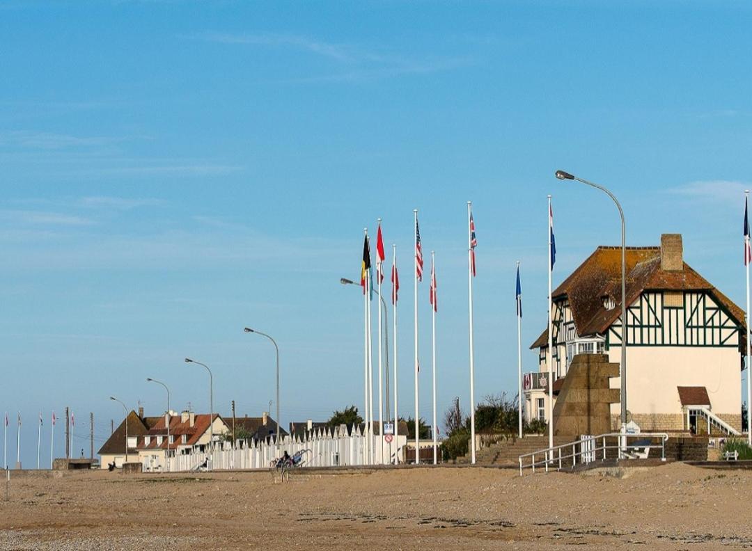 Lamaisonnette 500M Plage Juno Beach Bernieres-sur-Mer Exterior photo